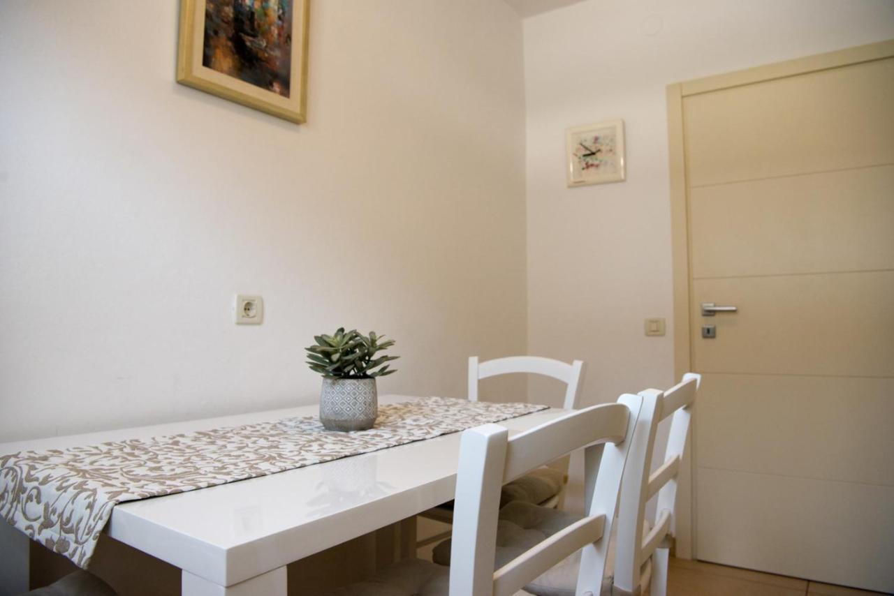 Apartments Sandra Porec Ngoại thất bức ảnh