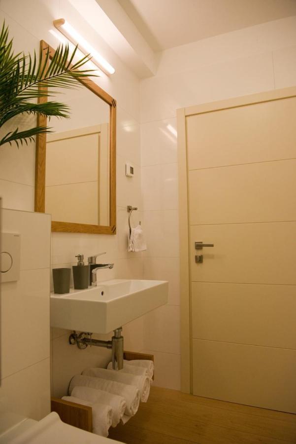 Apartments Sandra Porec Ngoại thất bức ảnh