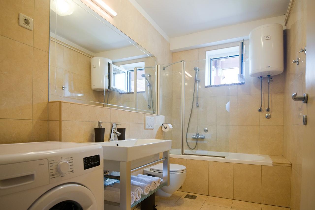 Apartments Sandra Porec Ngoại thất bức ảnh