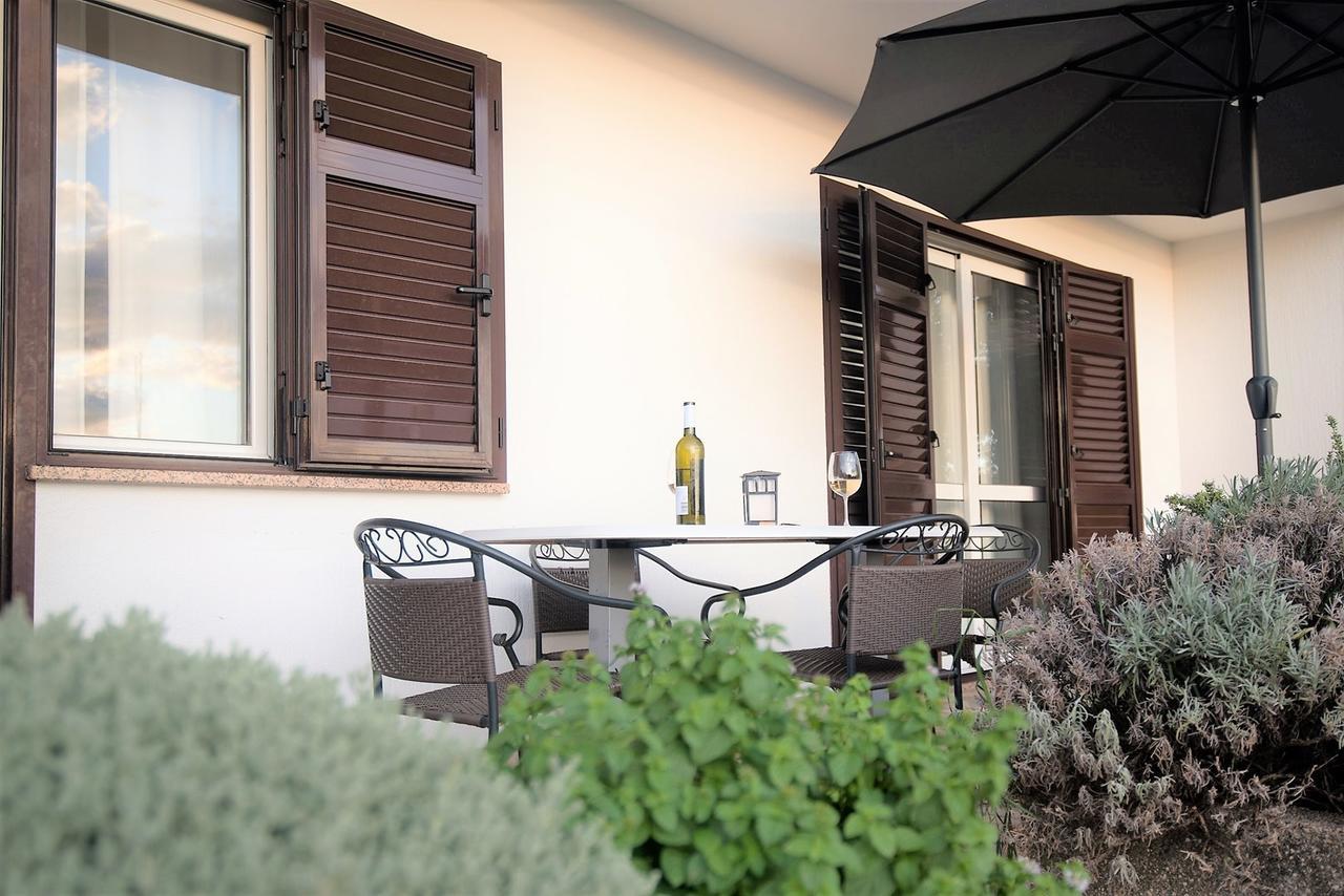 Apartments Sandra Porec Ngoại thất bức ảnh